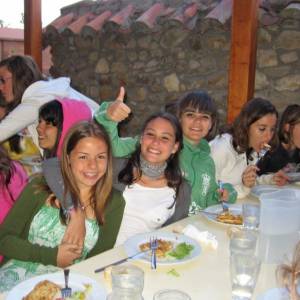 Cena en el campamento comida casera