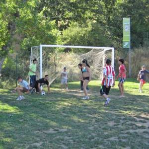 Futbol en el campamento