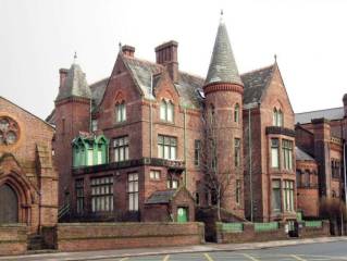 Exterior de Student House en Liverpool