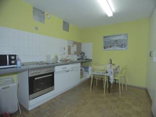 La residencia tiene una cocina en cada planta