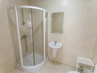 Baño apartamento Drayton Malta