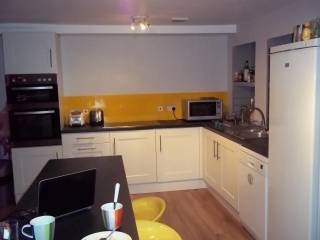 Cocina equipada en residencia The Seafront
